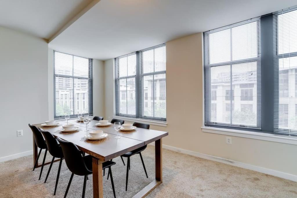 Fantastic 2 Bedroom Condo At Pentagon City أرلنغتون المظهر الخارجي الصورة