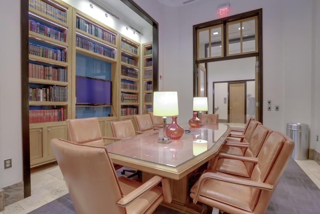Fantastic 2 Bedroom Condo At Pentagon City أرلنغتون المظهر الخارجي الصورة
