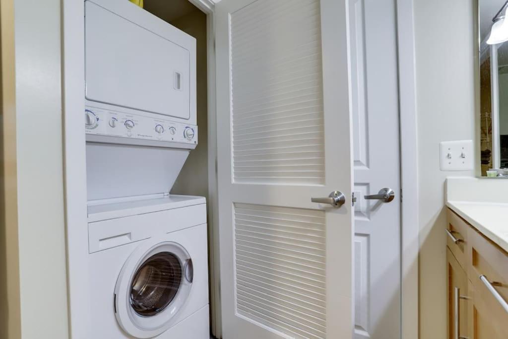 Fantastic 2 Bedroom Condo At Pentagon City أرلنغتون المظهر الخارجي الصورة