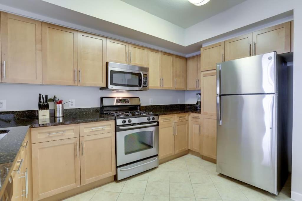 Fantastic 2 Bedroom Condo At Pentagon City أرلنغتون المظهر الخارجي الصورة